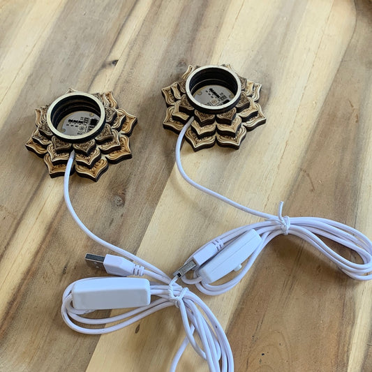 LOTUS LED STANDS (WHITE)