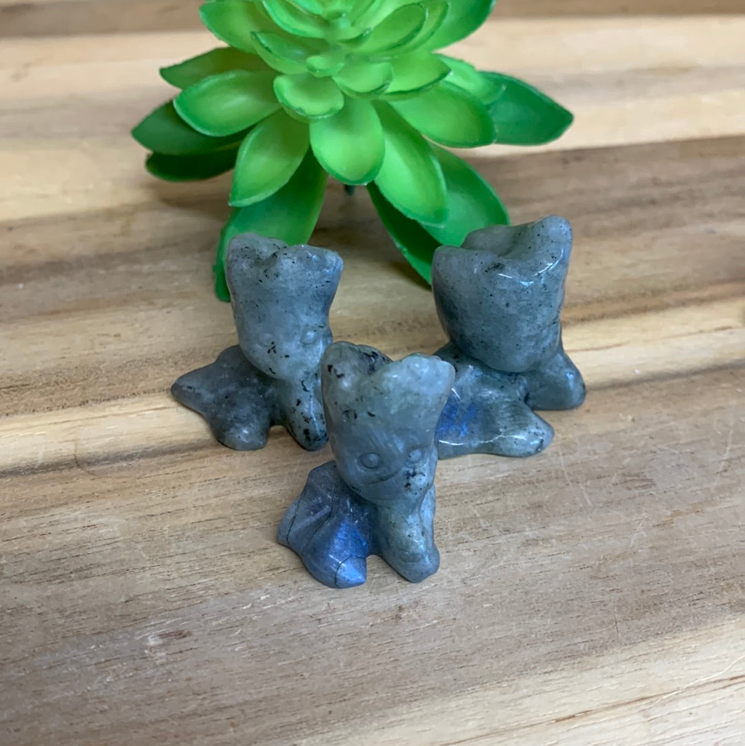 CRYSTAL GROOTS (SMALL)