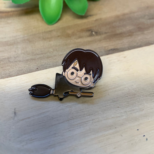 HARRY POTTER PINS (NON CRYSTAL)