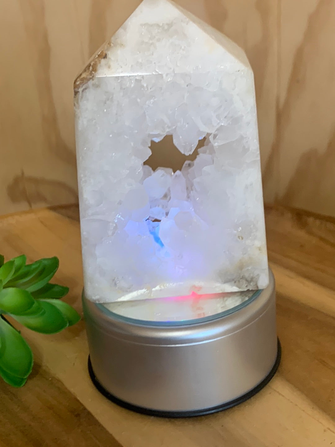 MIRRORED ROTATING LED LIGHT