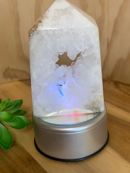 MIRRORED ROTATING LED LIGHT