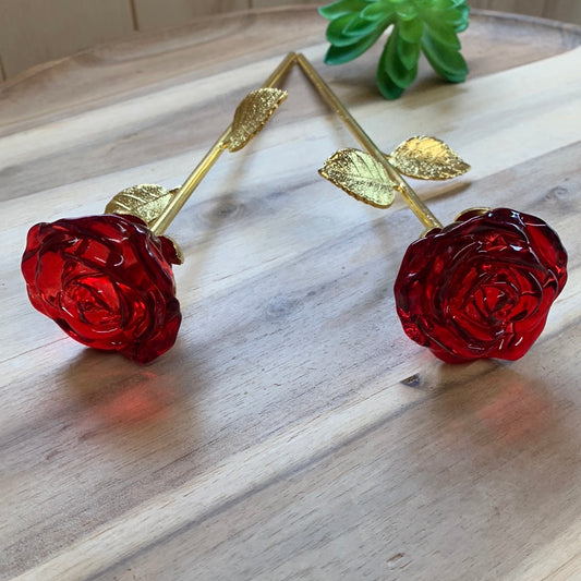 NON CRYSTAL RED GLASS ROSE